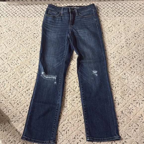Universal Thread Jeans - Picture 1 of 3